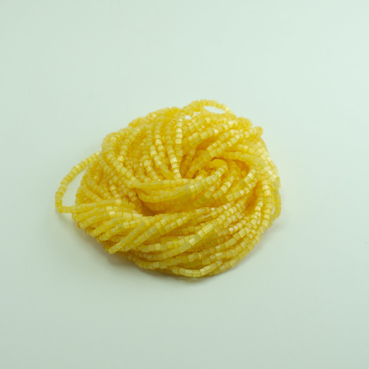 10/0 2Cut Satin Yellow